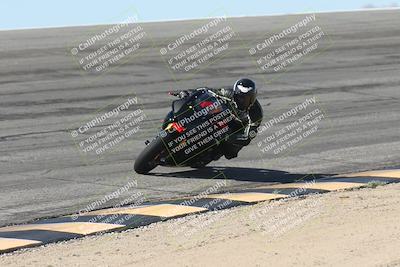 media/Oct-13-2025-Moto Forza (Mon) [[a66d839500]]/3-B Group/Session 2 (Bowl)/